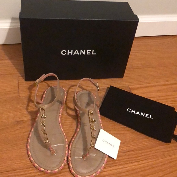 CHANEL Shoes - CHANEL lambskin light brown sandal 39